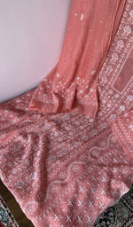 Close look at the fine do taar and teen taar front jaal chikankari