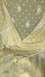 Dupatta border detail