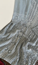 Close look at the fine do taar and teen taar front jaal chikankari