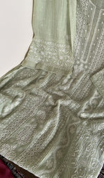 Close look at the fine do taar and teen taar front jaal chikankari