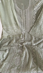 Kurta front laid out with the dupatta over it