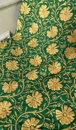 fine jaaldar chikankari across the body of the kurta