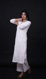 Load image into Gallery viewer, Women&#39;s Lucknowi Handcrafted Mul Cotton Chikankari Kurti- HONC0158955
