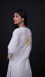 Load image into Gallery viewer, Huma Women&#39;s Lucknowi Handcrafted Cotton Chikankari Kurti - HONC0160413
