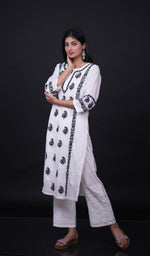 将图像加载到图库查看器中， Pakeezah Women&#39;s Lucknowi Handcrafted Cotton Chikankari Kurti - HONC0171316
