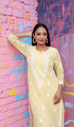 将图像加载到图库查看器中， Adeeva Women&#39;s Lakhnavi Handcrafted Faux-Georgette Chikankari Kurti - HONC0190787
