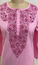 将图像加载到图库查看器中， Women&#39;s Lucknowi Handcrafted Pink Cotton Chikankari Top - NC050075
