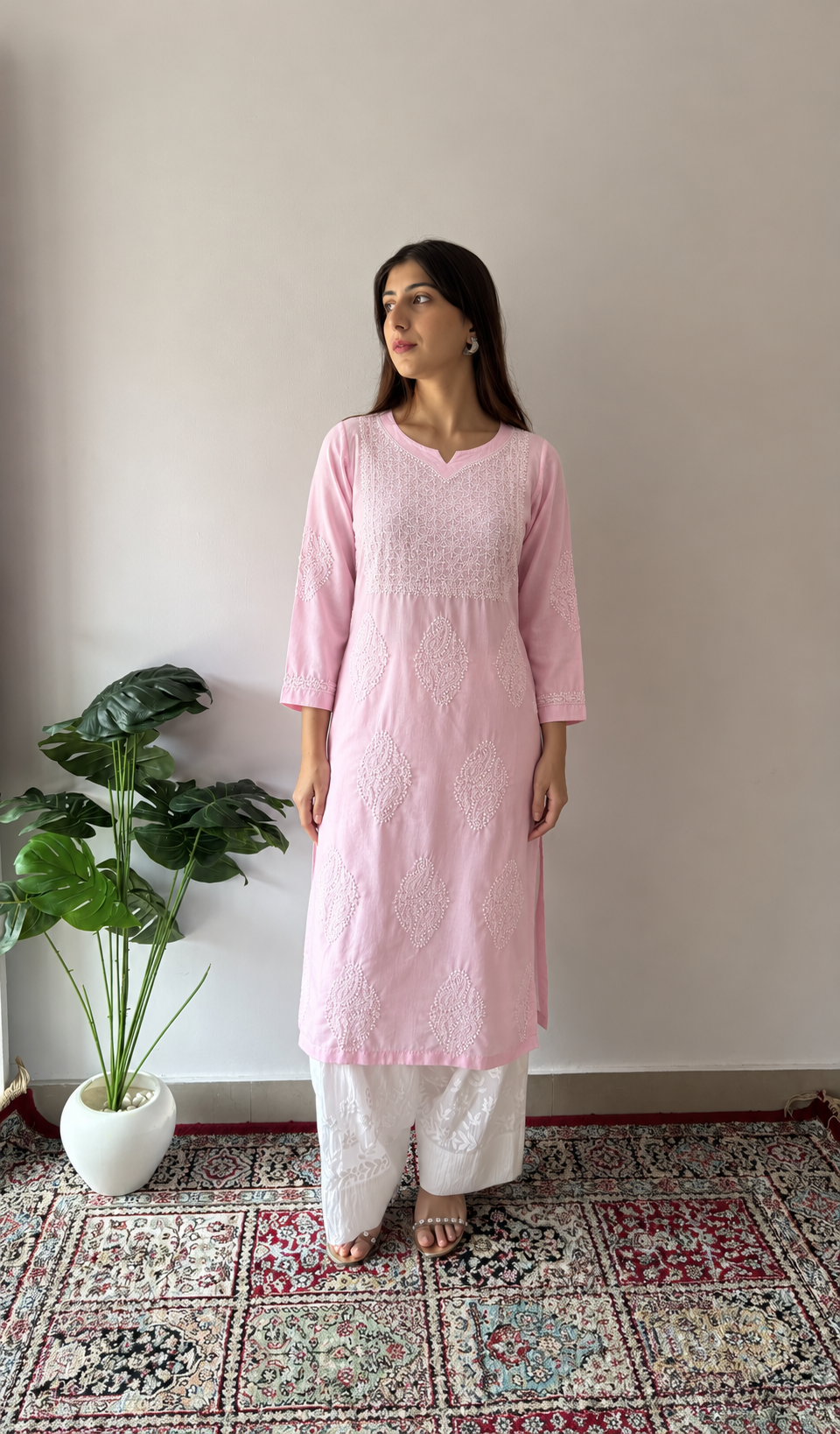 لکھنوی ہاتھ سے تیار کردہ کپاس چکنکاری کورتی - HONC0135309